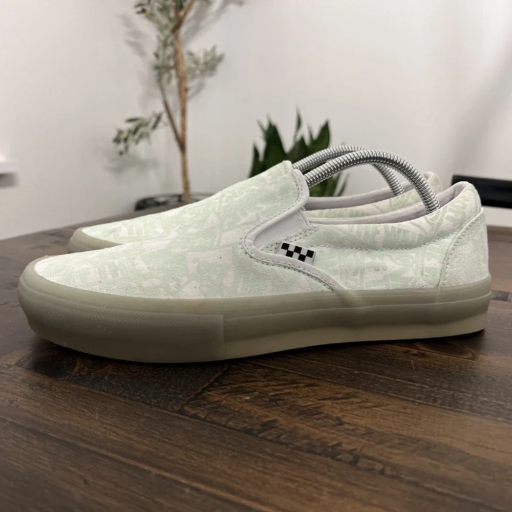 New Vans Zumiez Skate Glow In The Dark Slip On Shoes Mens 9 / Womens 10.5 Read!